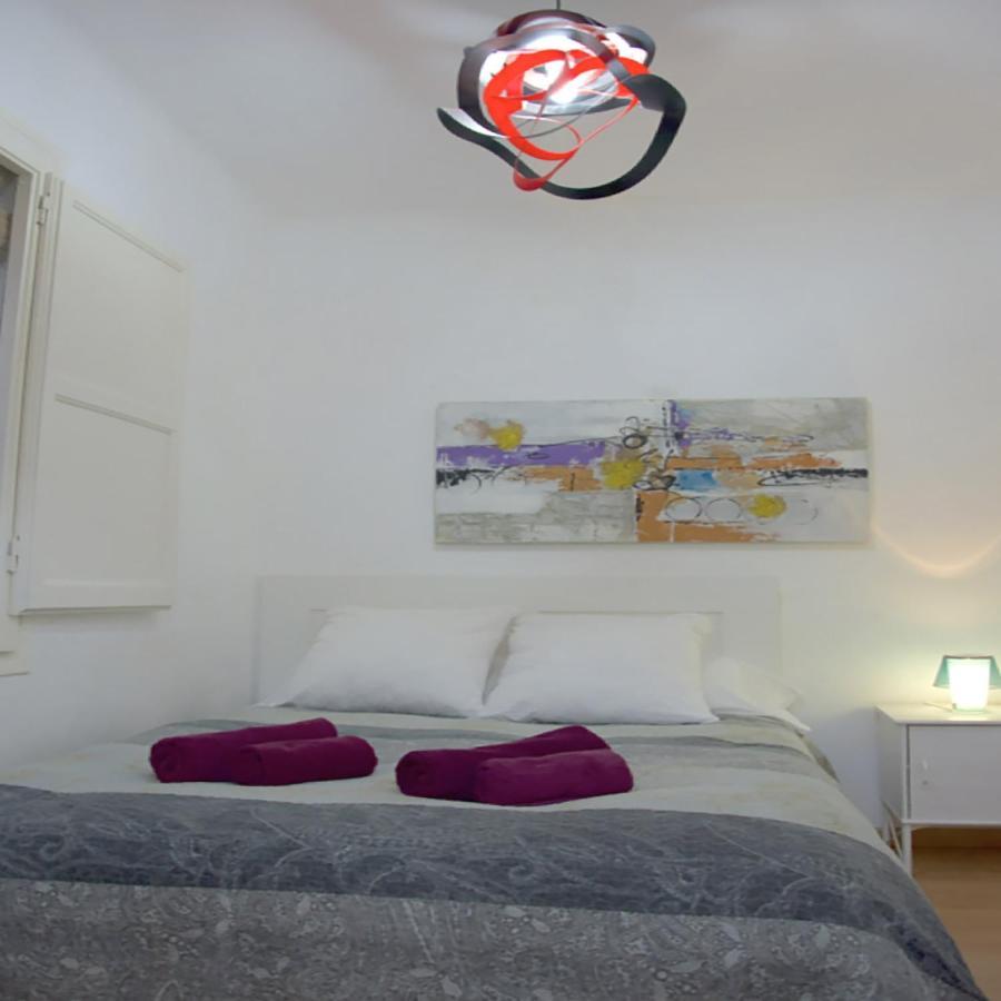 Apartment Carrer D'Olesa Barcelona Eksteriør billede